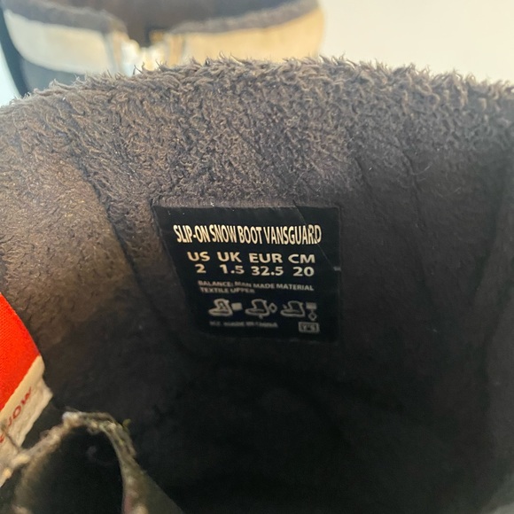 Vans kids slip on checkered winter boots - Picture 3 of 3